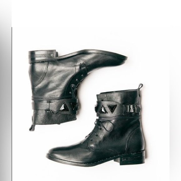 Women’s Freda Salvad Roam Black Leather Combat Boots - Picture 1 of 10